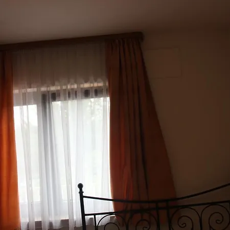 Airport-hotel Zum Taubengrund كلسترباخ