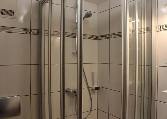 Airport-hotel Zum Taubengrund Отель Кельстербах