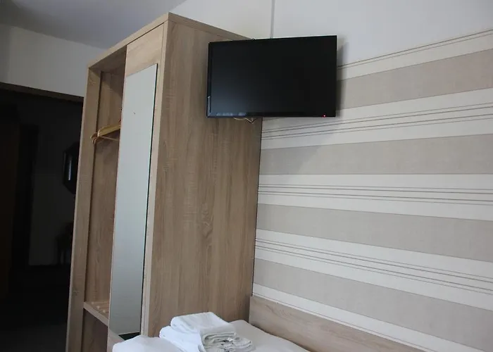 Airport-hotel Zum Taubengrund 2*