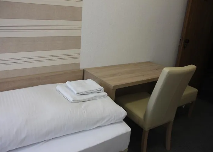 Hotel Airport-hotel Zum Taubengrund 2*