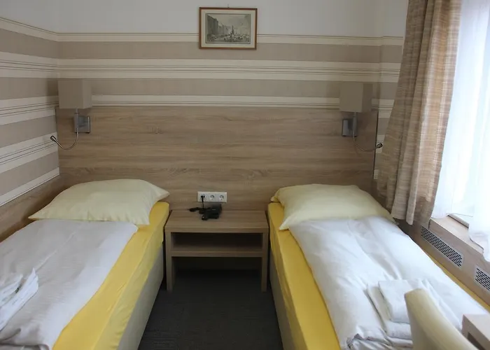 Airport-hotel Zum Taubengrund Hotel